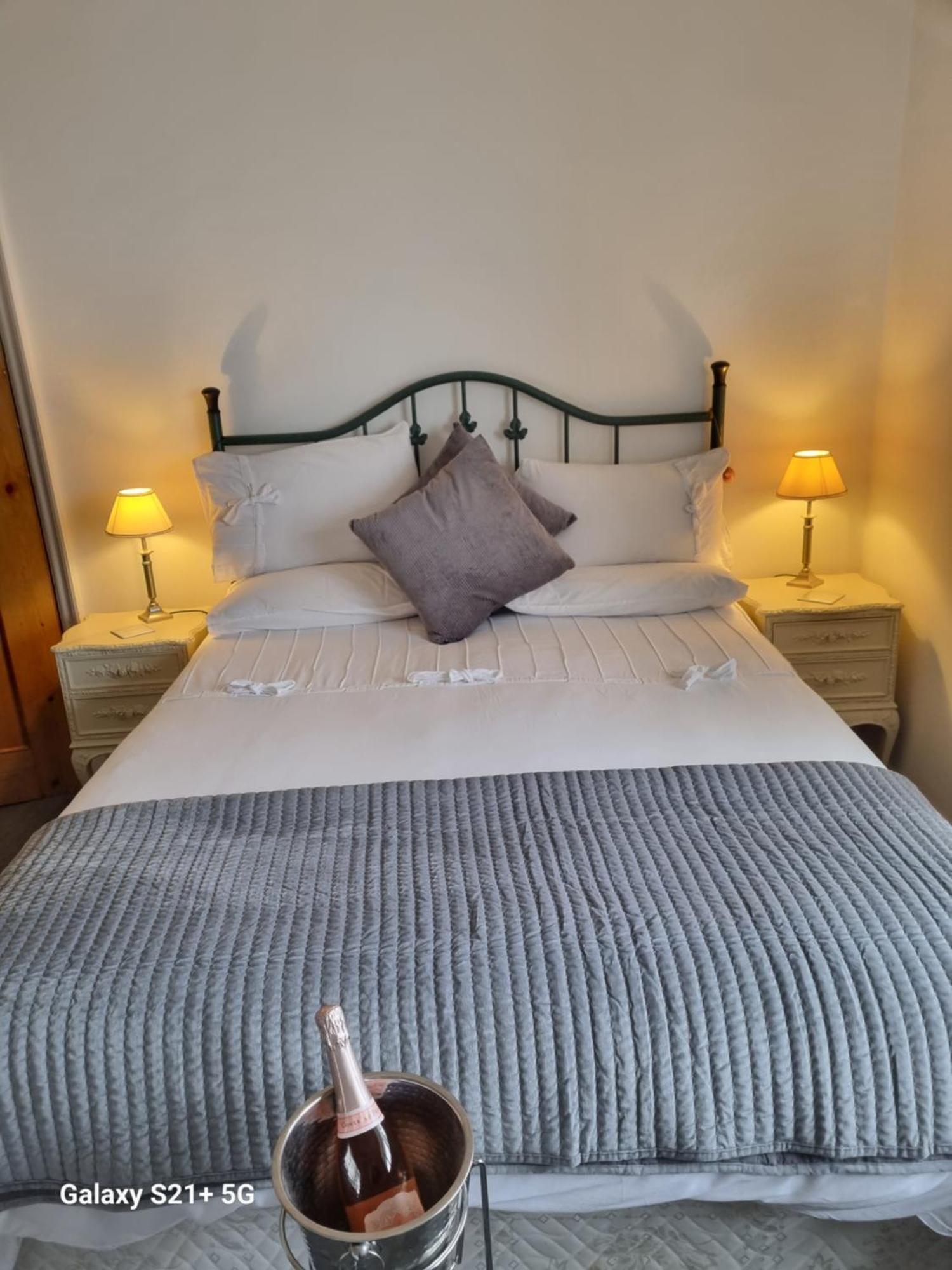 The Gateway At Hest Bank Bed & Breakfast *